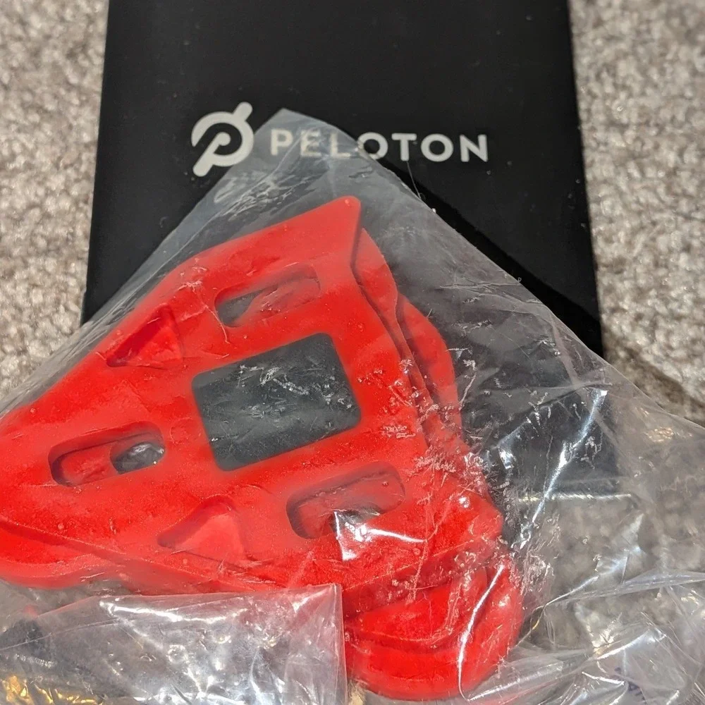 Peloton altos cycling